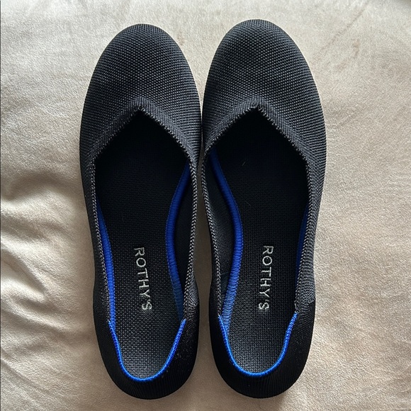 Rothy's Shoes - Rothy's women’s Black and Blue flats